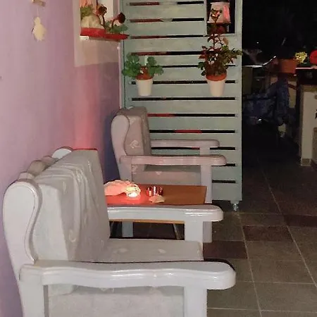 Ktima Theofilos - Frideriki Maison d'hôtes Petrití