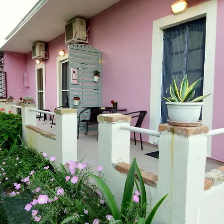Ktima Theofilos - Frideriki Maison d'hôtes *